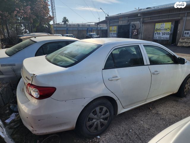 טויוטה קורולה
