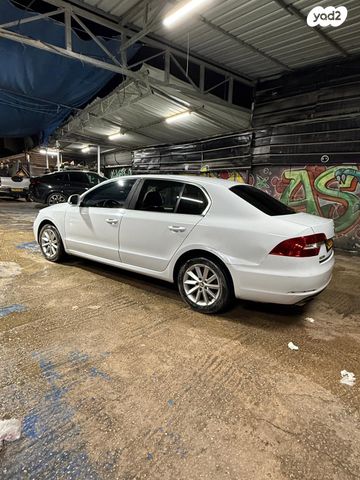 מודעת רכב סקודה סופרב