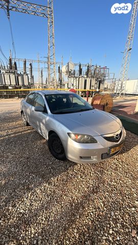 מודעת רכב מאזדה 3