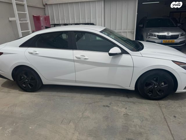 יונדאי אלנטרה