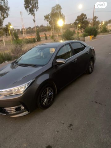 מודעת רכב טויוטה קורולה