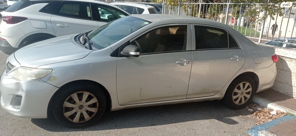 טויוטה קורולה