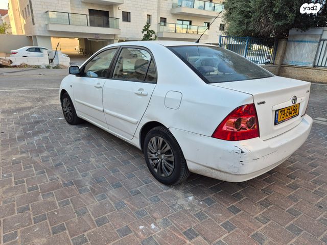 טויוטה קורולה