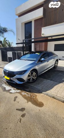 מודעת רכב מרצדס-בנץ EQE