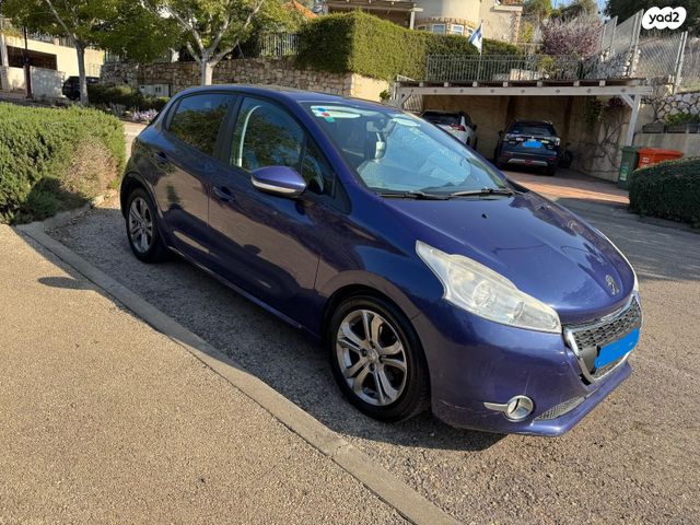 מודעת רכב פיג'ו 208