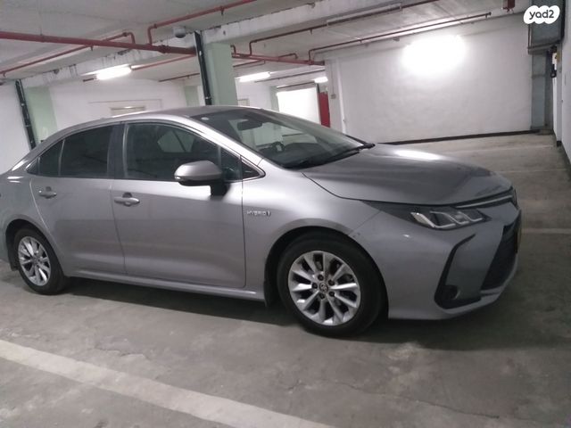 טויוטה קורולה