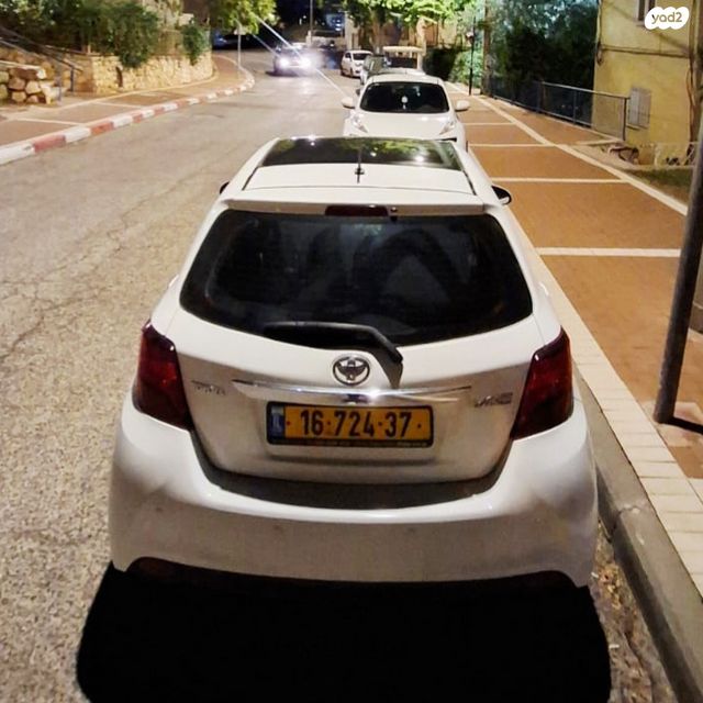 מודעת רכב טויוטה יאריס