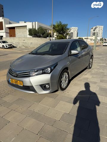 מודעת רכב טויוטה קורולה