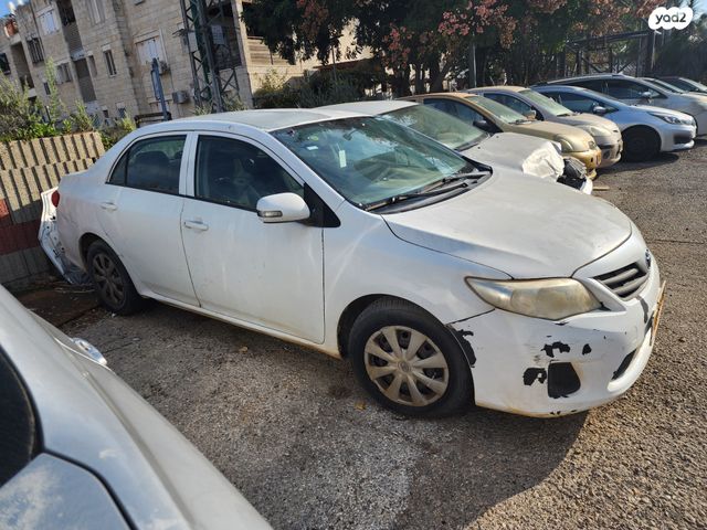 מודעת רכב טויוטה קורולה