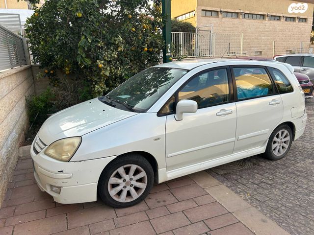 סוזוקי ליאנה