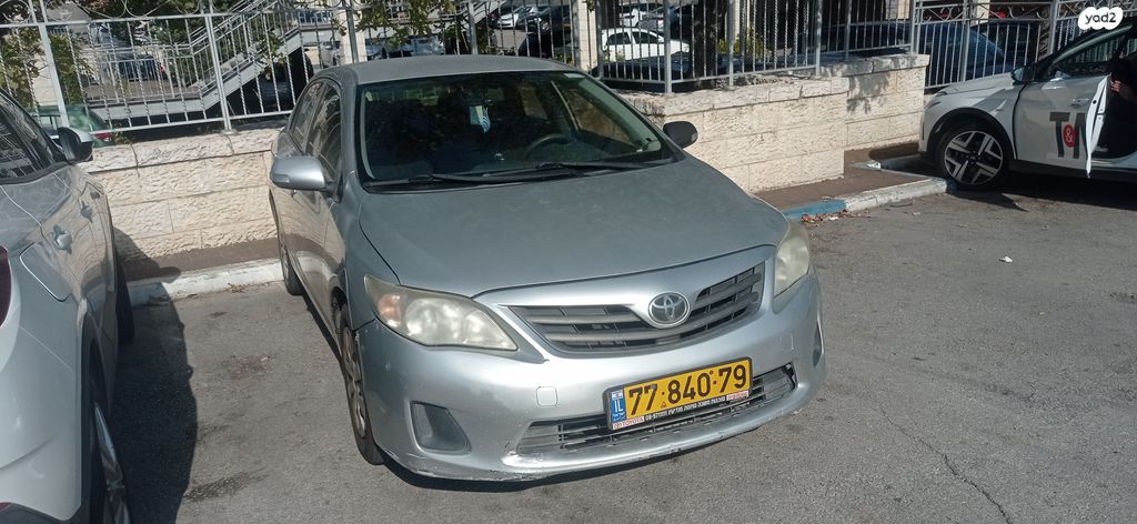 טויוטה קורולה