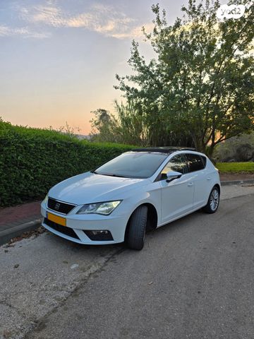 מודעת רכב סיאט לאון