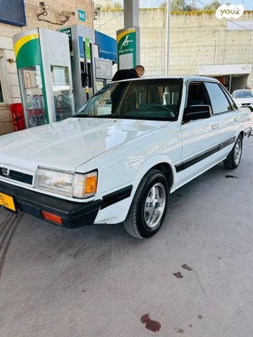 סובארו לאונה