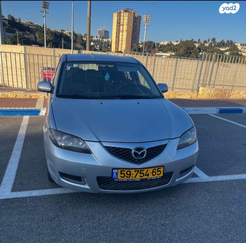 מודעת רכב מאזדה 3