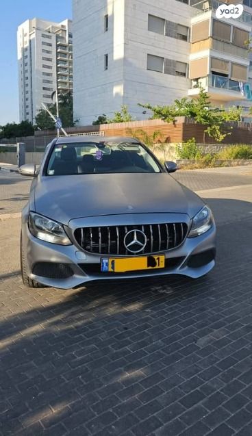 מודעת רכב מרצדס-בנץ C-class