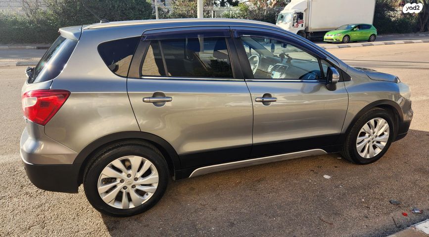 מודעת רכב סוזוקי קרוסאובר