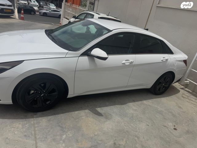 יונדאי אלנטרה