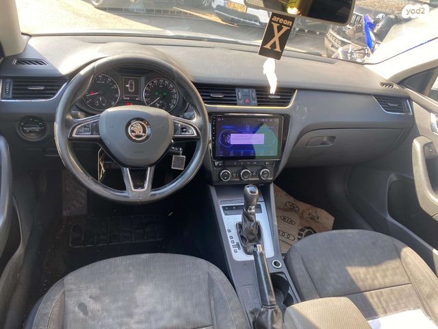 סקודה אוקטביה 