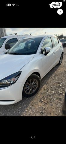 מודעת רכב מאזדה 2