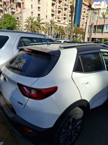 מודעת רכב קיה סטוניק