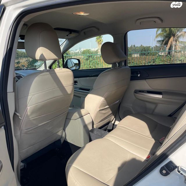 מודעת רכב סובארו XV