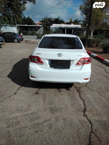 טויוטה קורולה