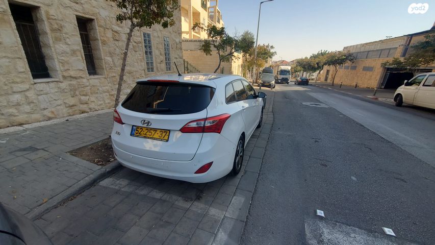 מודעת רכב יונדאי i30