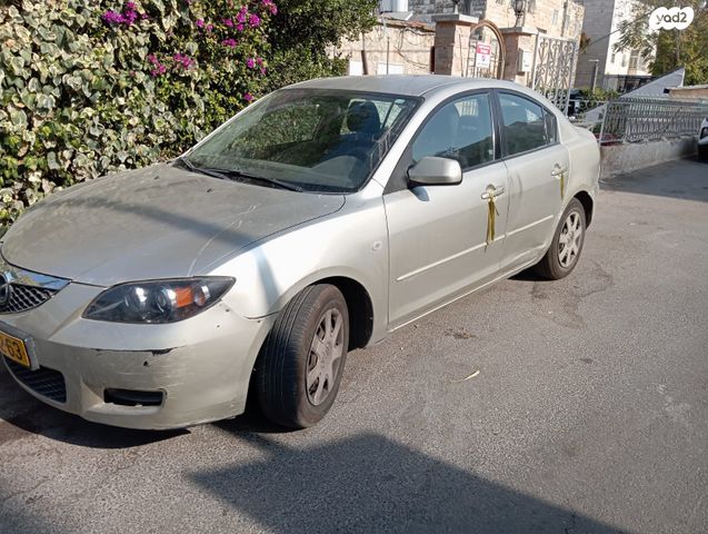 מודעת רכב מאזדה 3