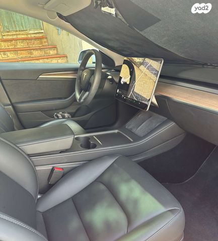 מודעת רכב טסלה מודל 3