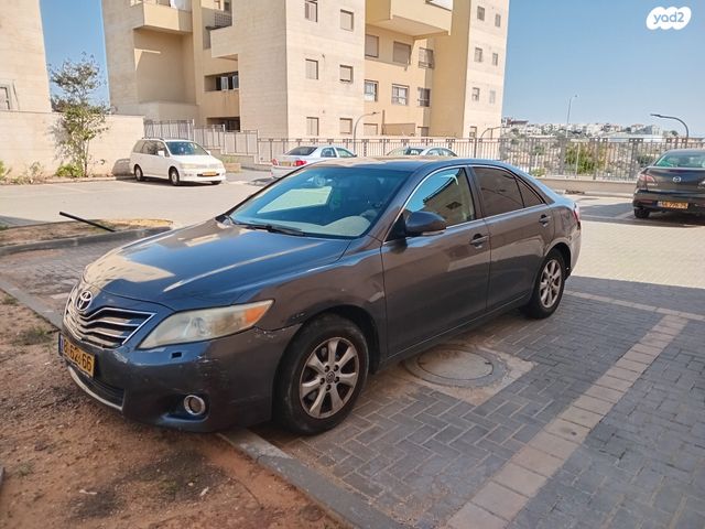 מודעת רכב טויוטה קאמרי
