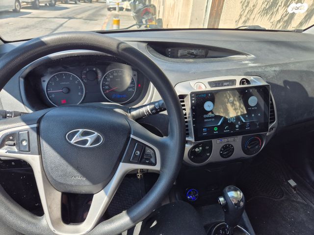 מודעת רכב יונדאי i20