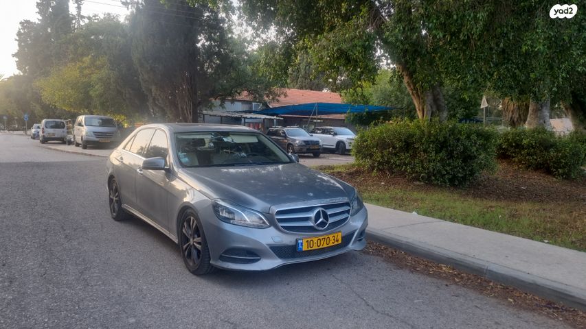 מודעת רכב מרצדס-בנץ E-class