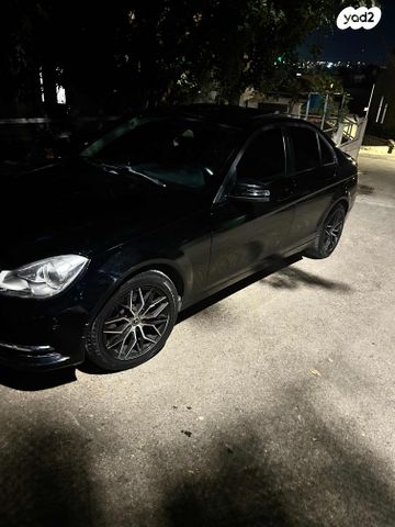מודעת רכב מרצדס-בנץ C-class