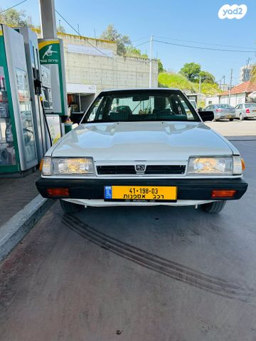 סובארו לאונה