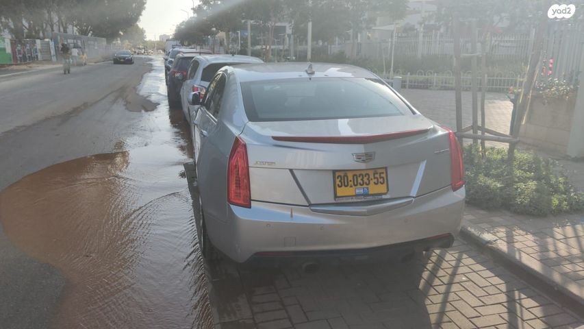 מודעת רכב קאדילק ATS