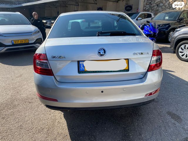 סקודה אוקטביה 