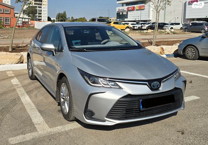 מודעת רכב טויוטה קורולה