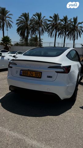 מודעת רכב טסלה מודל 3