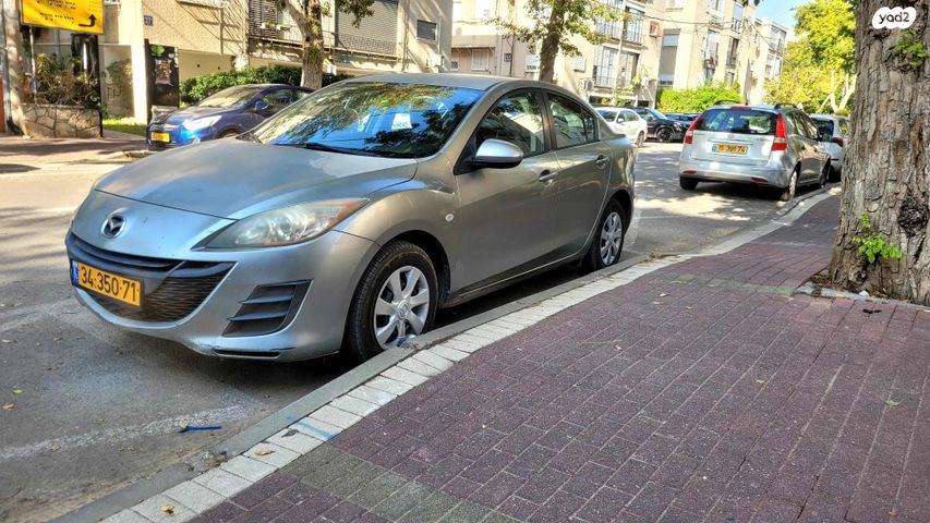 מאזדה 3