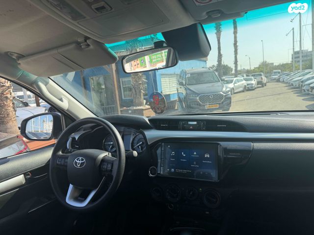 טויוטה היילקס