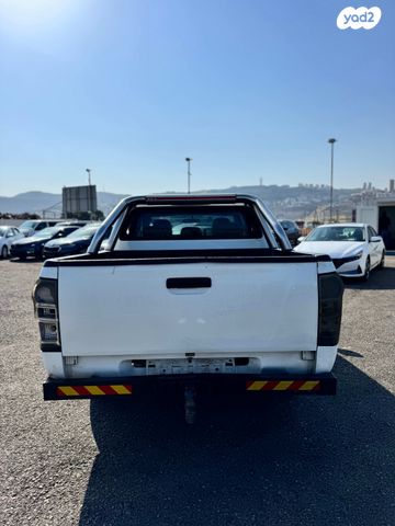 איסוזו די-מקס