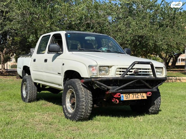 מודעת רכב טויוטה היילקס