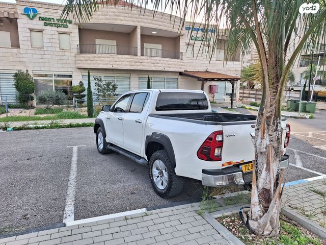 טויוטה היילקס