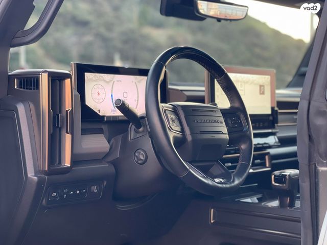 ג'י.אם.סי האמר EV