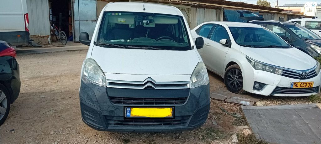 מודעת רכב סיטרואן ברלינגו 