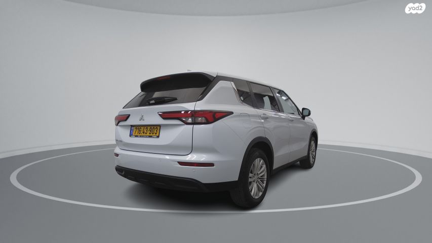 מיצובישי אאוטלנדר