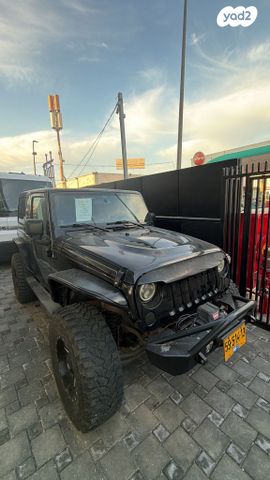 מודעת רכב ג'יפ רנגלר