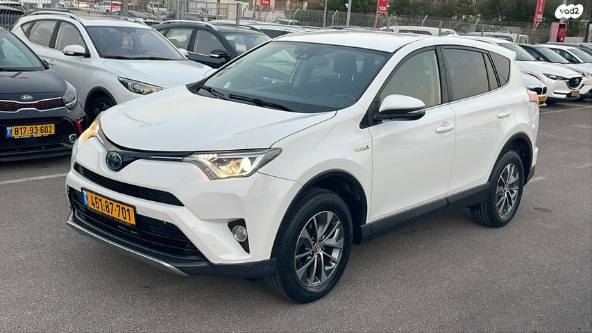 מודעת רכב טויוטה RAV4