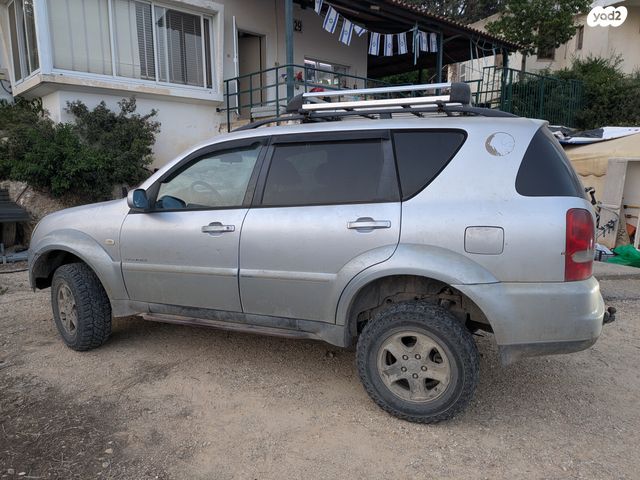 מודעת רכב סאנגיונג רקסטון