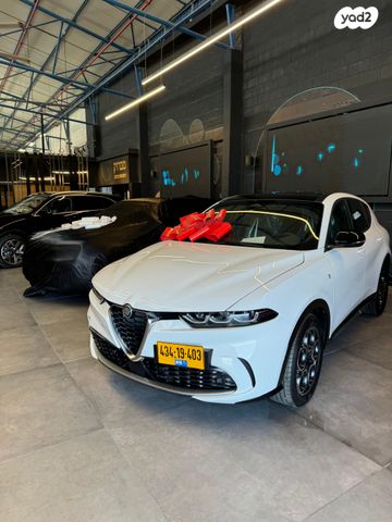 אלפא רומיאו טונלה